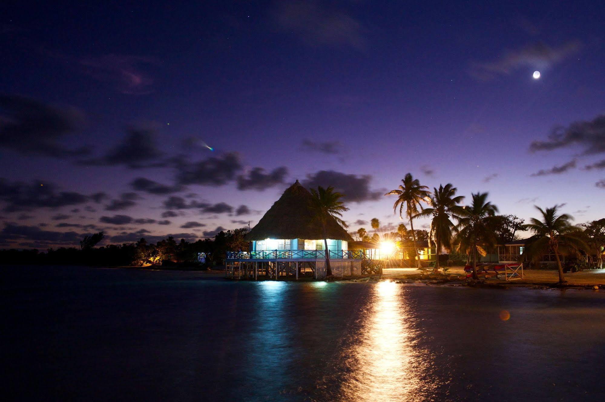 Blackbird Caye Resort Turneffe Atoll Extérieur photo